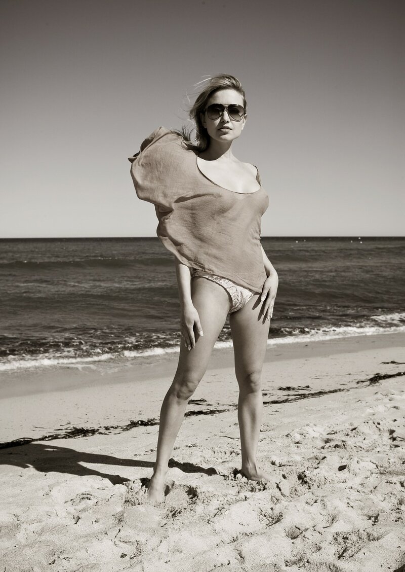 Корнелия, 27 лет, 4 размер груди